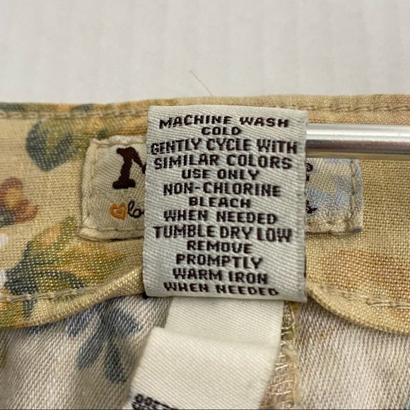 MUDD Floral Skinny Jeans - Picture 6 of 12